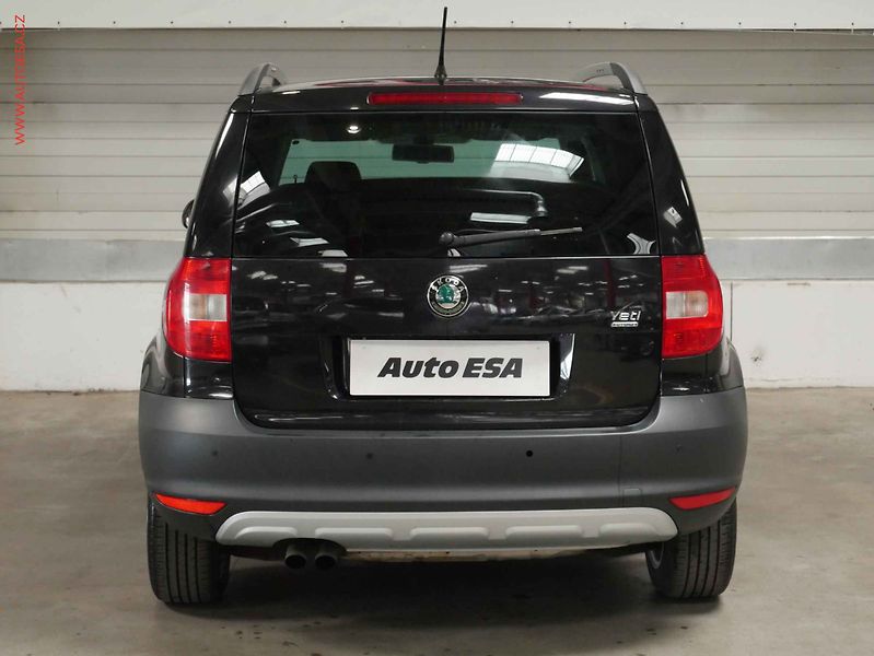 Škoda Yeti (2013) 1.6 TDi, xenon, autoAC - fotka 5 z 21