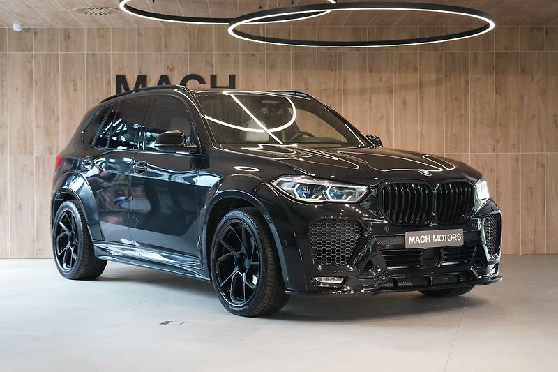 BMW X5 M50d xDrive, Renegade Widebody - fotka 4 z 50