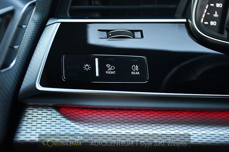 Audi SQ7 4.0TFSI V8 FACELIFT MATRIX - fotka 30 z 61