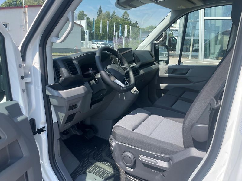 Volkswagen Crafter 35 130kW 8AU FWD DR - fotka 6 z 27