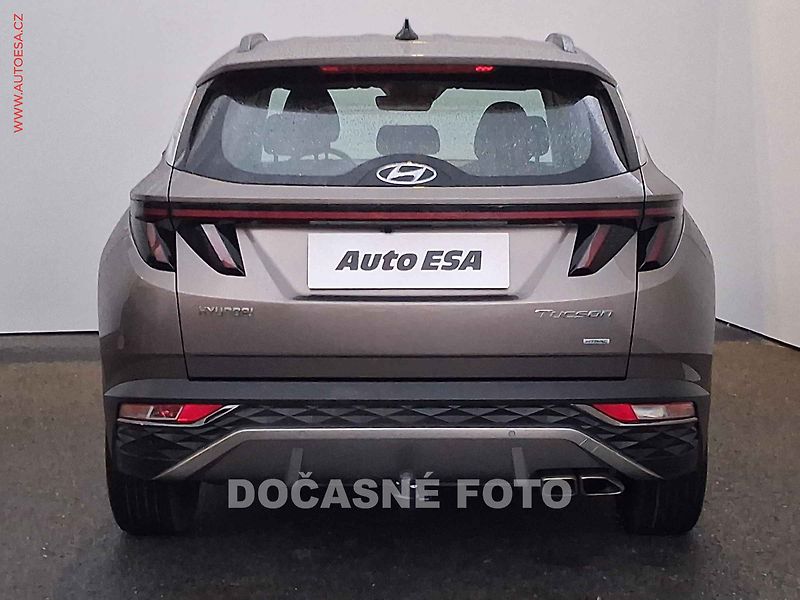 Hyundai Tucson (2023) 1.6 T-GDi 4x4, 1.maj,ČR - fotka 5 z 20