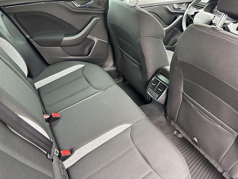 Škoda Scala (2025) 1.0 TSI Selection - fotka 10 z 30
