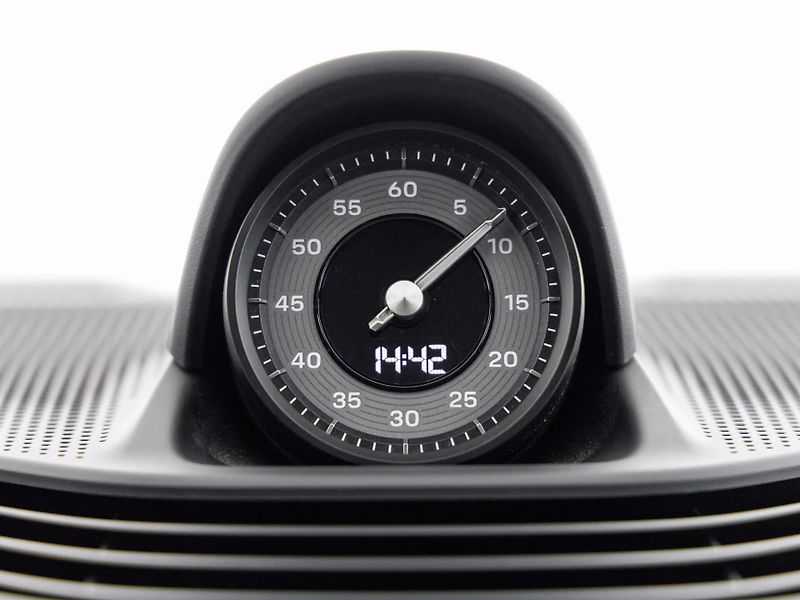 Porsche Taycan 4 Cross Turismo HuD 360 HD-Mat - fotka 19 z 20