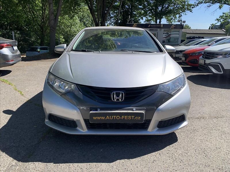 Honda Civic 1,3 i,ČR - fotka 2 z 16