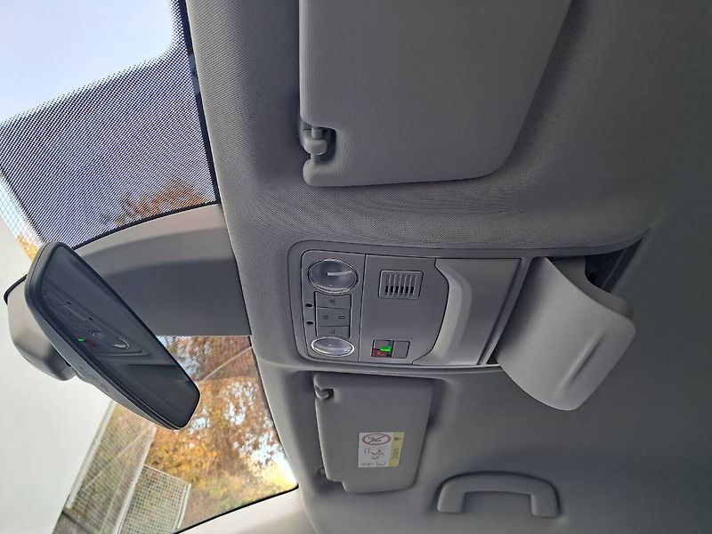 Škoda Karoq (2024) Top Selection 2.0 TDI / 110 kW - fotka 21 z 31