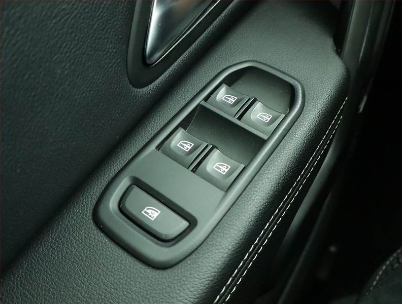 Dacia Duster (2019) 1.3 TCe, Navi, Tempomat - fotka 16 z 18