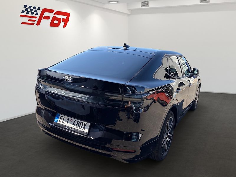 Ford Capri (2025) Premium 77 kWh RWD CZ - fotka 3 z 25