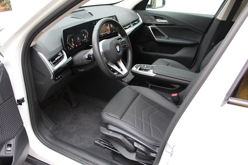 BMW X1 BMW X1 sDrive18i - fotka 10 z 22