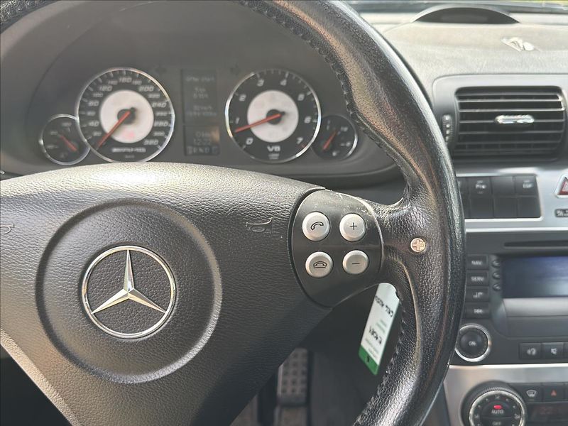 Mercedes-Benz Třídy C 5,5 V8 270 Kw C 55 AMG automat - fotka 17 z 33