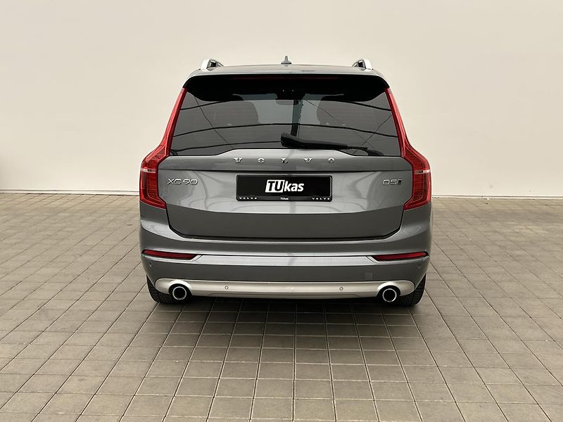 Volvo XC90 2.0 D5 4x4 Mommentum PRO - fotka 4 z 29