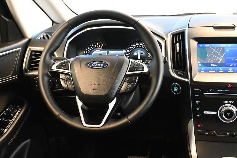 Ford S-MAX (2022) 2.0 LED ACC SONY Tažné TITANIU - fotka 12 z 30