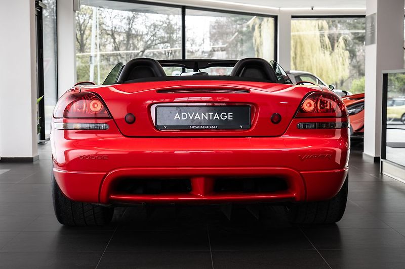 Dodge Viper SRT-10 Manuál/V10/Alpine audio - fotka 3 z 17
