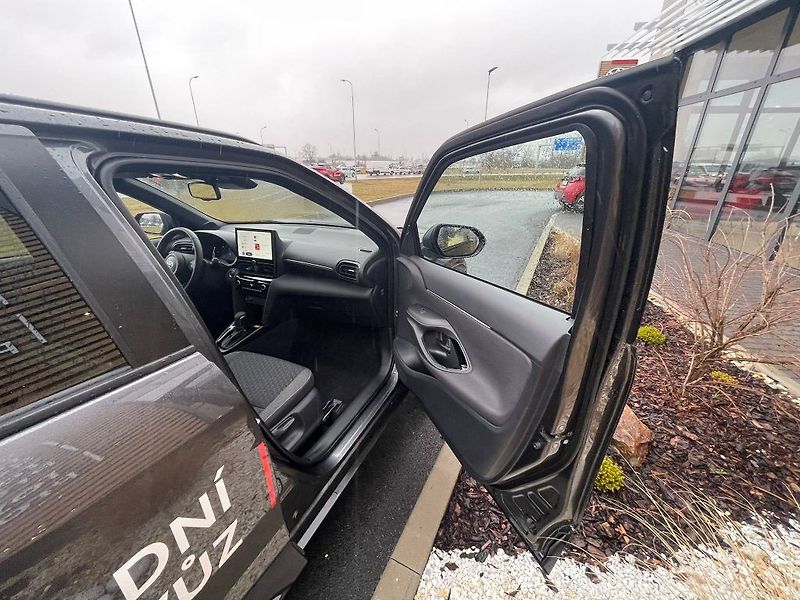 Toyota Yaris Cross 1.5 Hybrid 130k FWD Style - fotka 25 z 28