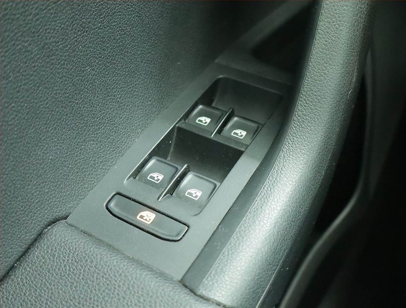 Škoda Octavia (2017) 2.0 TDI, 4X4, Automat - fotka 16 z 19