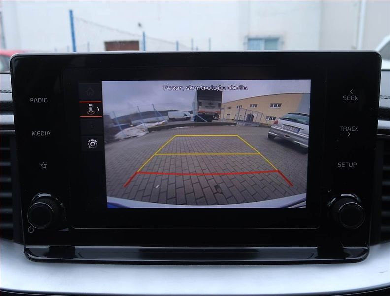 Kia Ceed (2022) Gold 1.6 CRDi MHEV, Serv.kniha - fotka 17 z 17