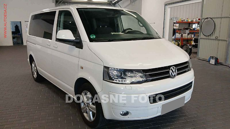 Volkswagen Multivan (2012) 2.0TDi, xenon, nez.topení, - fotka 1 z 17