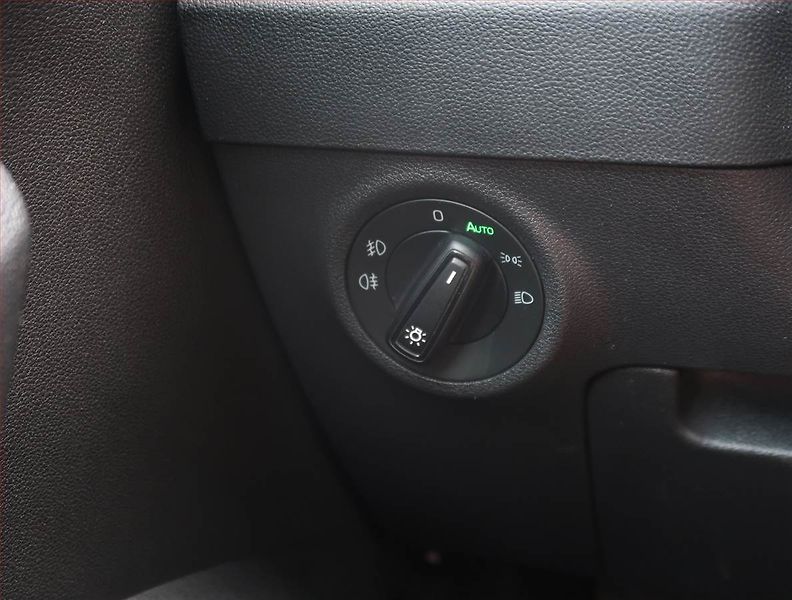 Škoda Karoq (2021) Ambition 2.0 TDI - fotka 22 z 23