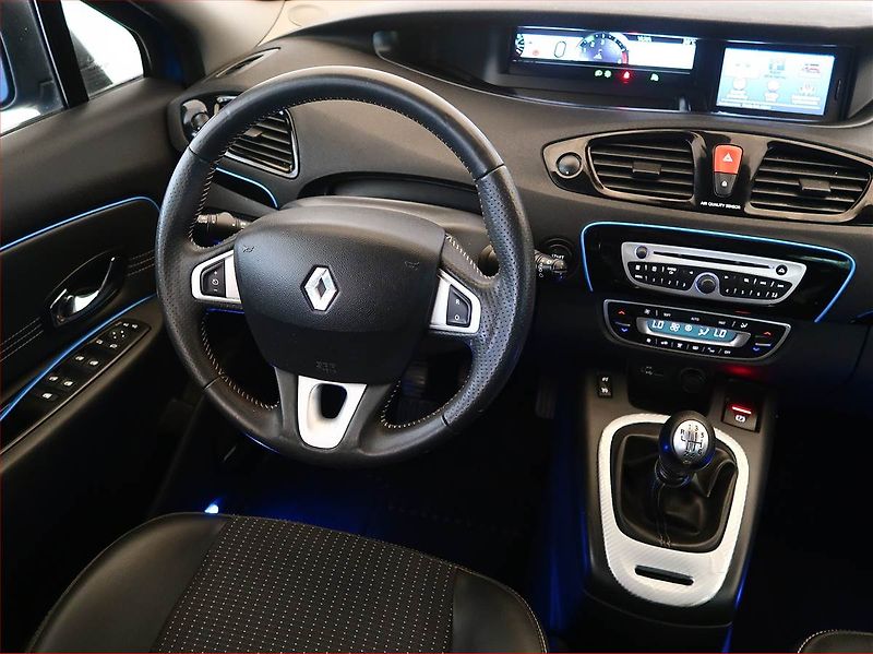 Renault Scénic (2012) 1.9 dCi, Serv.kniha, Navi - fotka 7 z 18