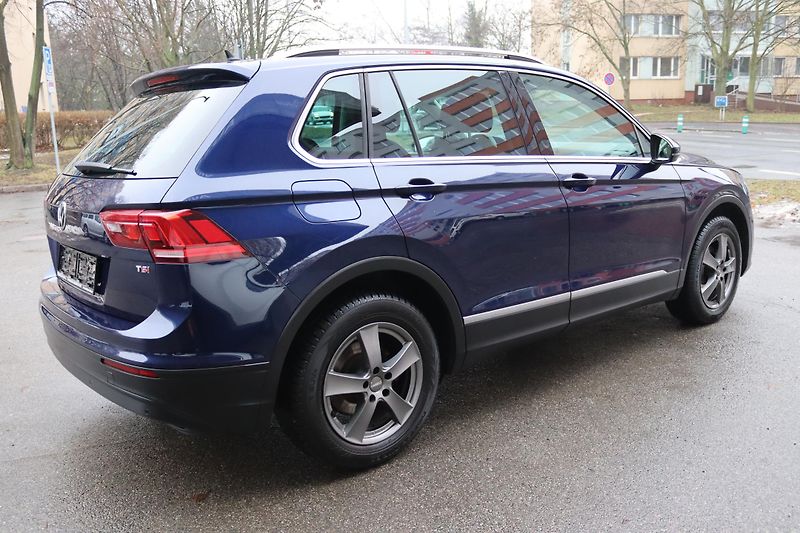 Volkswagen Tiguan 1.4TSI 110kW ČR 1 MAJITEL - fotka 10 z 50