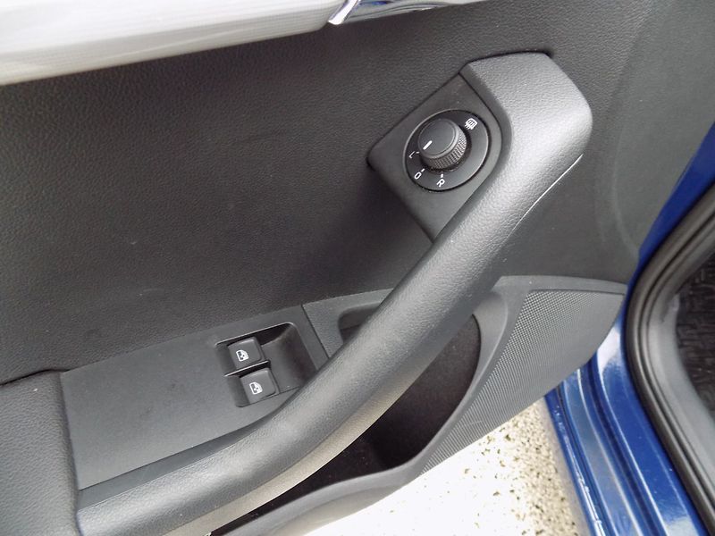 Škoda Octavia (2015) 1.4TSi/1.Maj.ČR/klimatizace/ - fotka 20 z 32