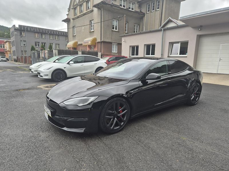 Tesla Model S PLAID PERFORMANCE - fotka 2 z 47