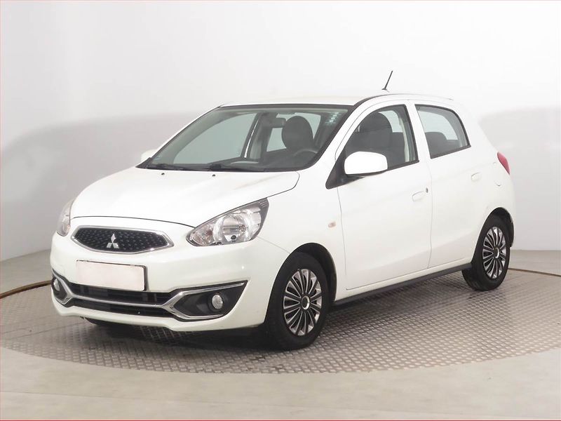 Mitsubishi Space Star (2019) 1.0 MIVEC, Serv.kniha - fotka 2 z 13