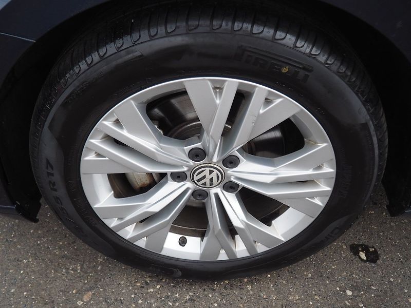 Volkswagen Passat (2016) 2.0 TDI 140 kW, DSG, 4Motion - fotka 8 z 48