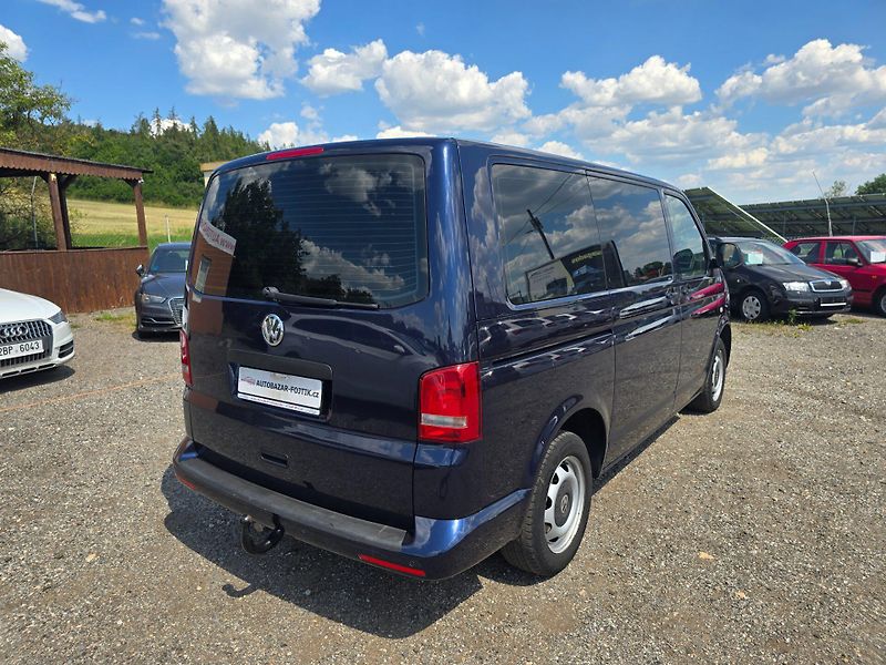 Volkswagen Multivan (2014) 2.0 TDi 103KW DSG pravidelný s - fotka 7 z 21