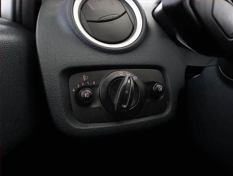 Ford Fiesta (2012) 1.6 TDCi, levný provoz - fotka 14 z 17
