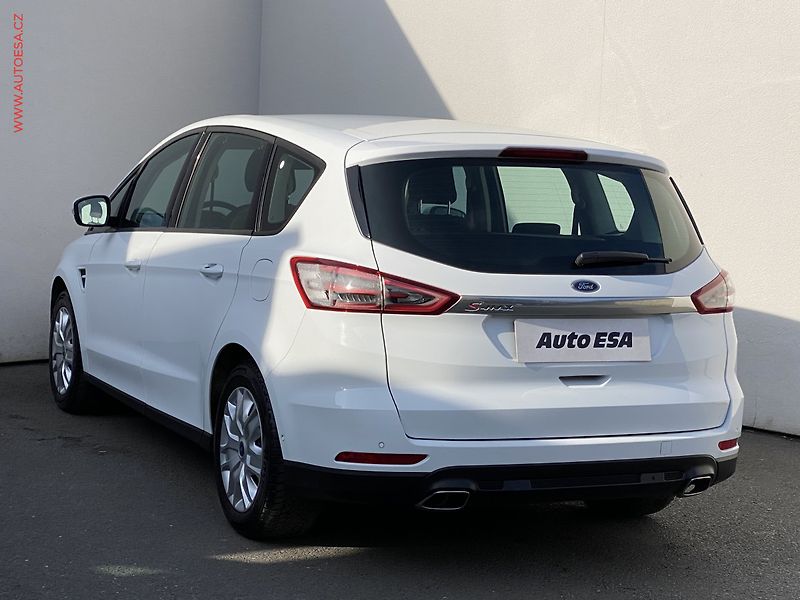 Ford S-MAX (2016) 2.0 TDCi, AC, tempo - fotka 6 z 18