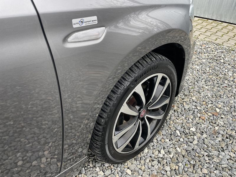 Fiat Tipo 1.4Ti-JET 120PS LPG LOUNGE TOP - fotka 61 z 187