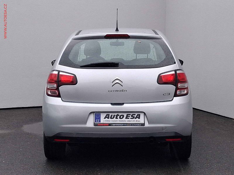 Citroën C3 (2015) 1.2 i, AC, STK1/28 - fotka 5 z 14