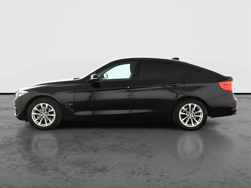 BMW Řada 3 (2013) 320i GT, Automat, Tempomat - fotka 3 z 13