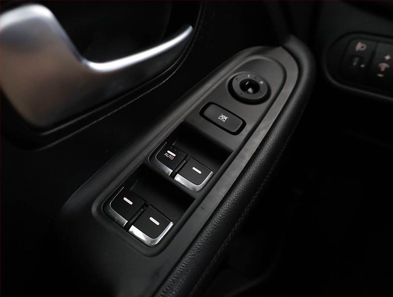 Kia Carens (2017) 1.7 CRDi, ČR,1.maj, Serv.kniha - fotka 14 z 15
