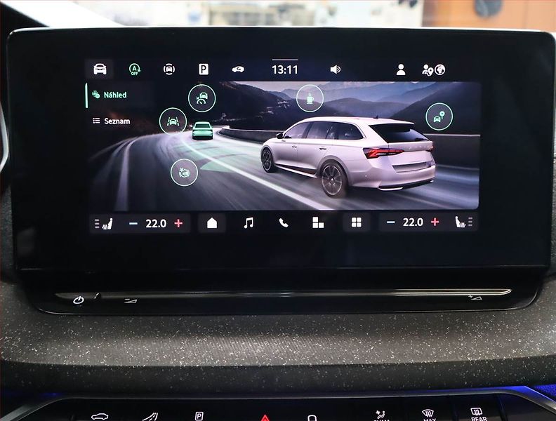 Škoda Octavia (2025) Top Selection 1.5 eTSI mHEV - fotka 12 z 22
