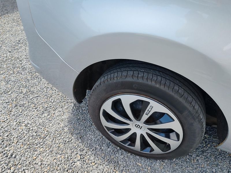 Peugeot 5008 1.6 HDI  - fotka 19 z 20