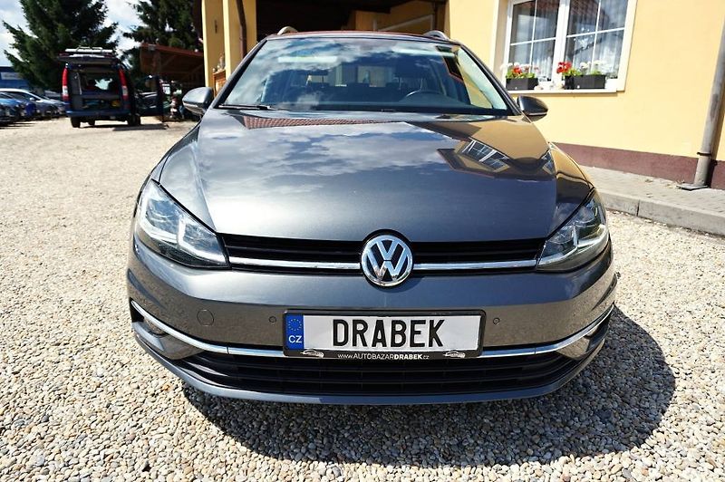 Volkswagen Golf Variant (2018) MATCH 1,0 TSI 81 kW - fotka 9 z 37