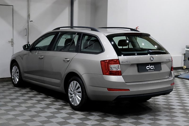 Škoda Octavia 3 Combi 1.2 TSI 77 kW - fotka 5 z 26