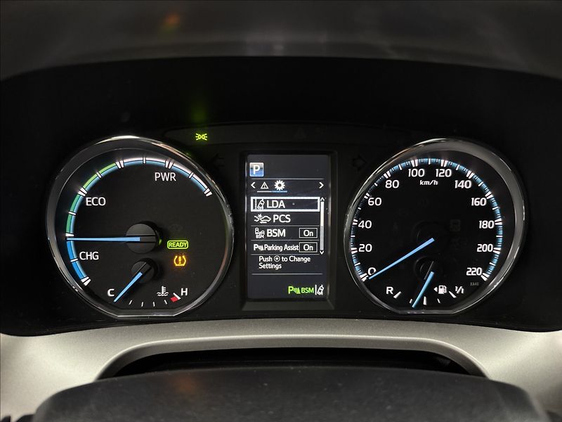 Toyota RAV4 2,5 114kW HYBRID LED KŮŽE 360° - fotka 14 z 45