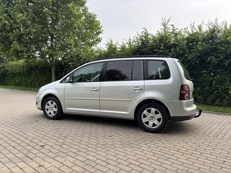 Volkswagen Touran 1.9 TDi Trend - fotka 5 z 20
