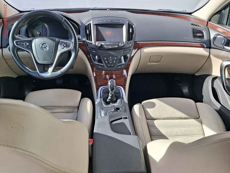 Opel Insignia (2015) 2.0CDTi, 1.maj, Bixen, navi - fotka 8 z 19