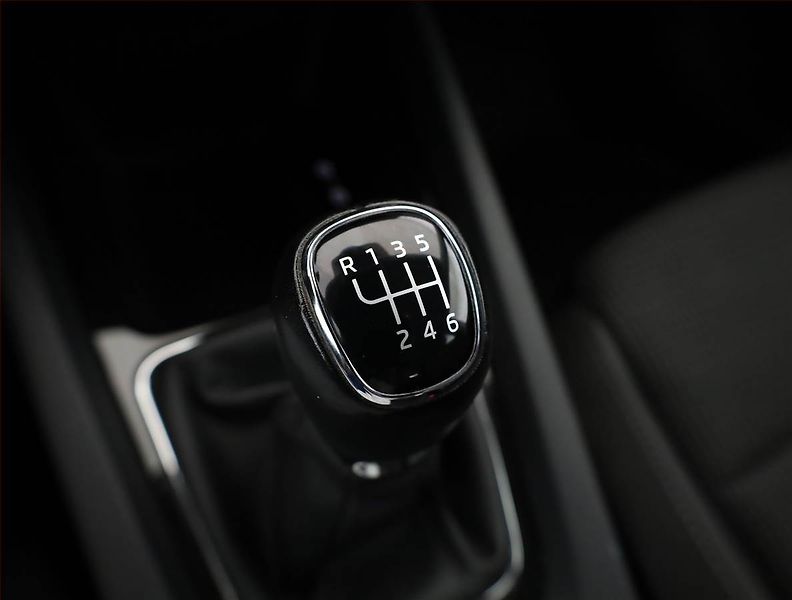 Škoda Octavia (2023) Ambition 2.0 TDI, ČR,1.maj - fotka 15 z 17