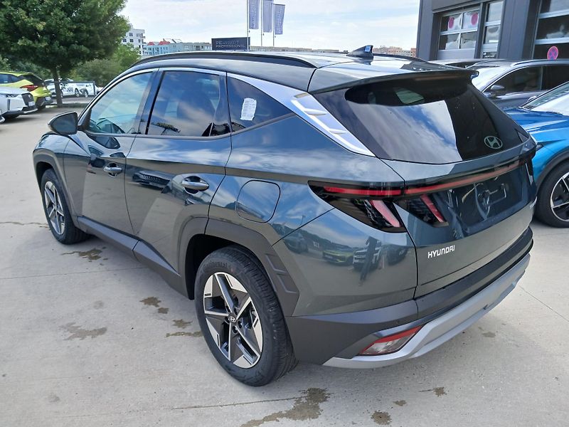 Hyundai Tucson 1,6 T-GDI PREMIUM Nový vůz - fotka 3 z 11