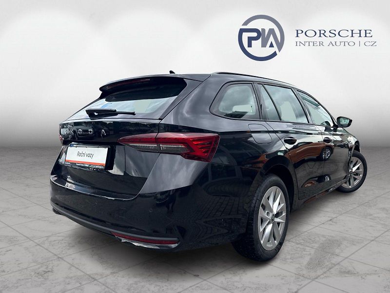 Škoda Octavia Selection 1.5 TSI 110kW Combi - fotka 2 z 25