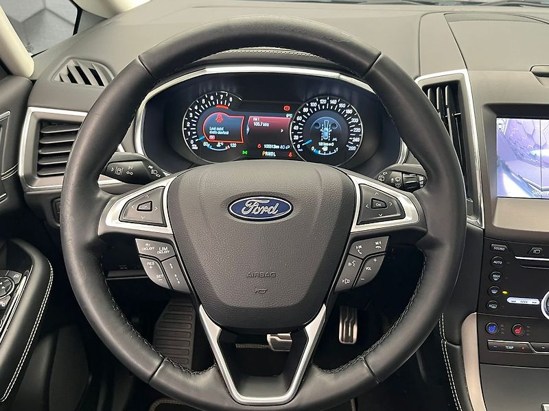 Ford S-MAX 2,5 FHEV Vignale 140KW  7 míst - fotka 10 z 57