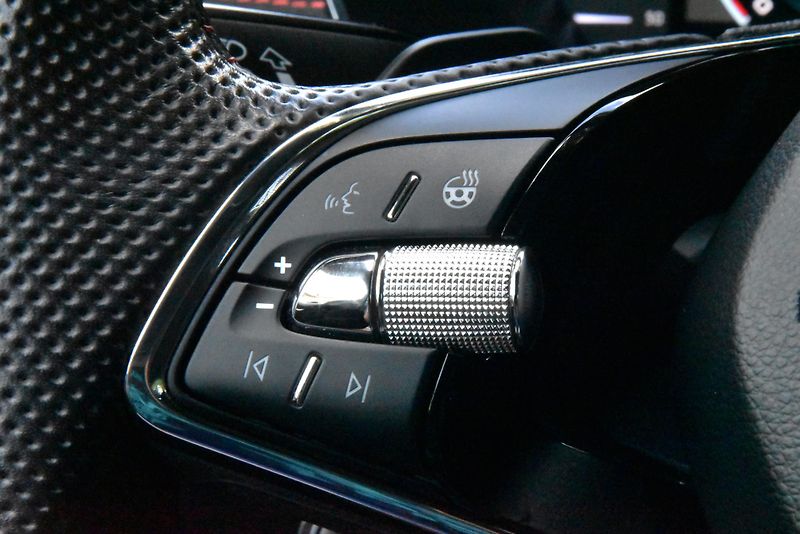 Škoda Octavia RS 2.0 TDI 147 kW DSG 4X4, ČR - fotka 16 z 50