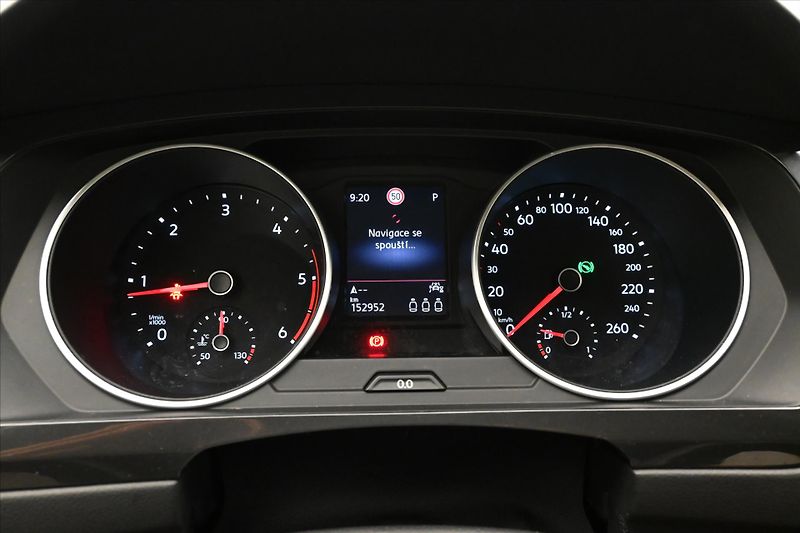 Volkswagen Tiguan 2,0 TDI 110 kW DSG Life Záruka - fotka 16 z 33