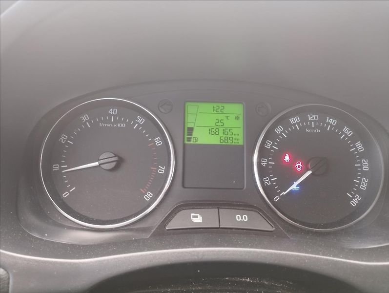 Škoda Fabia 1,2 TSi 63KW - fotka 12 z 14