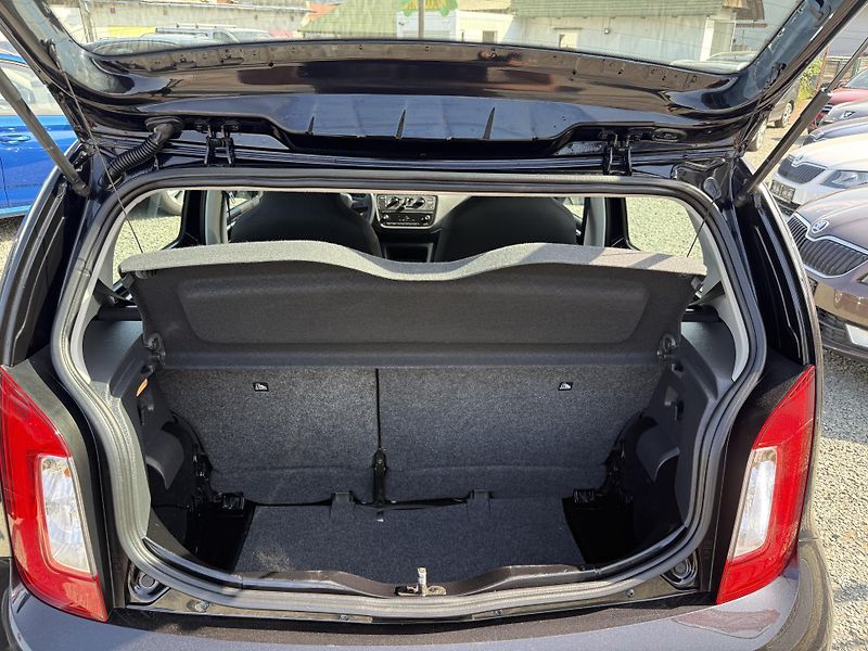 Škoda Citigo 1.0 MPI KLIMA - fotka 12 z 13