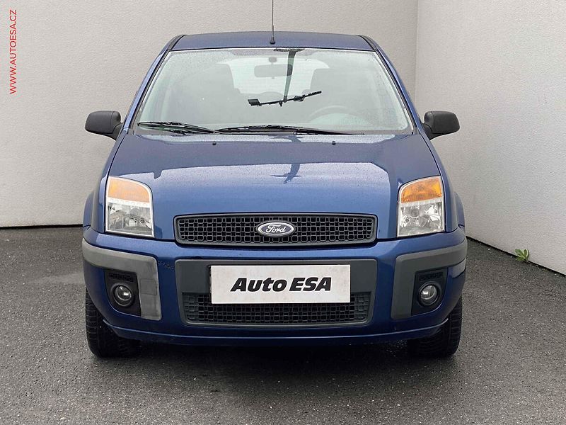 Ford Fusion (2009) 1.4i, ČR, AC - fotka 2 z 16